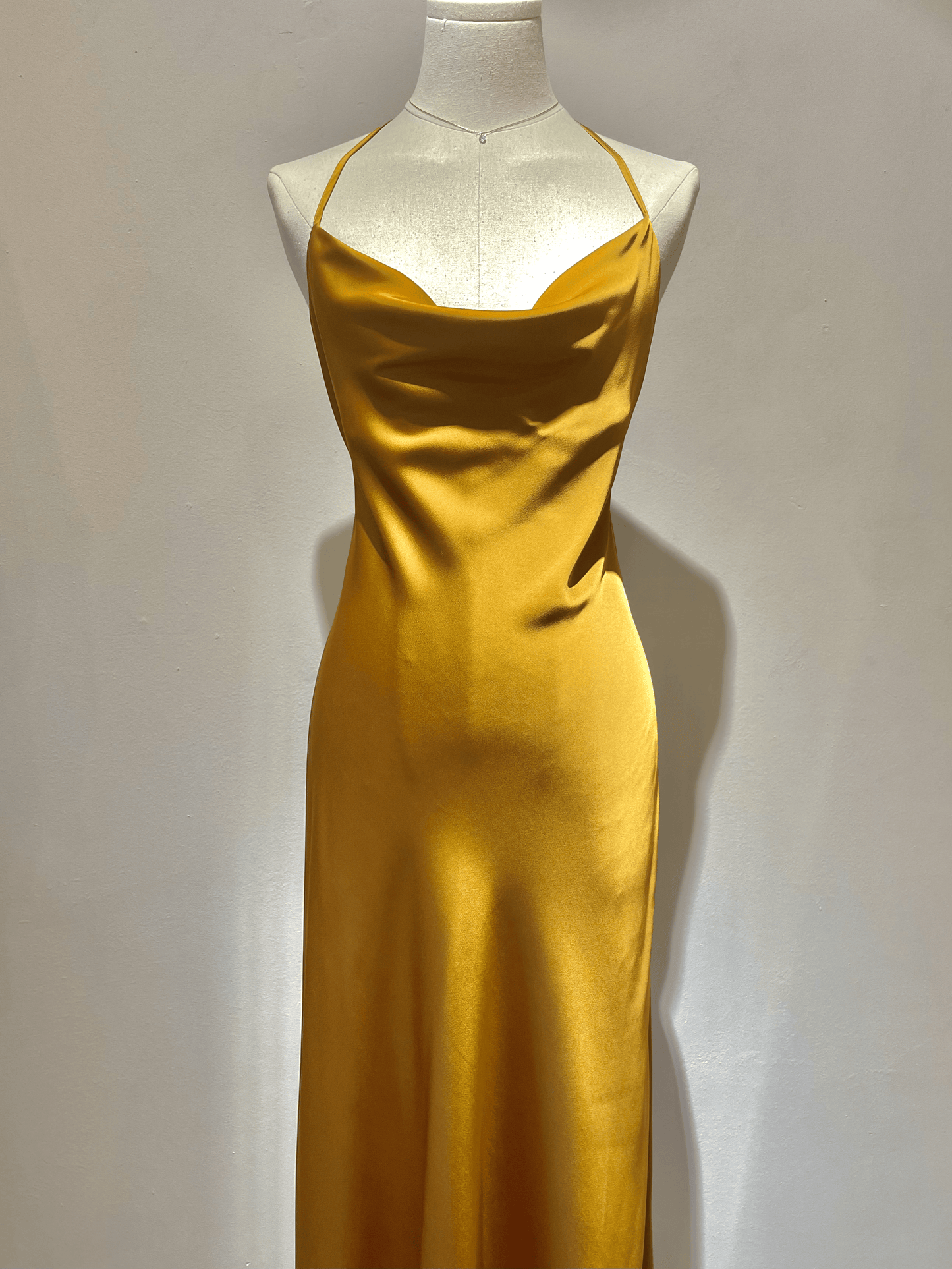 Vestido Aurora Golden